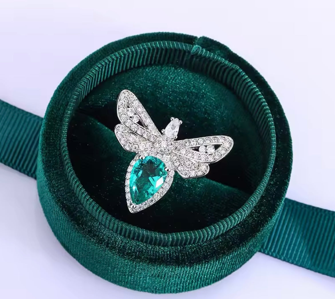 Butterfly emerald ring