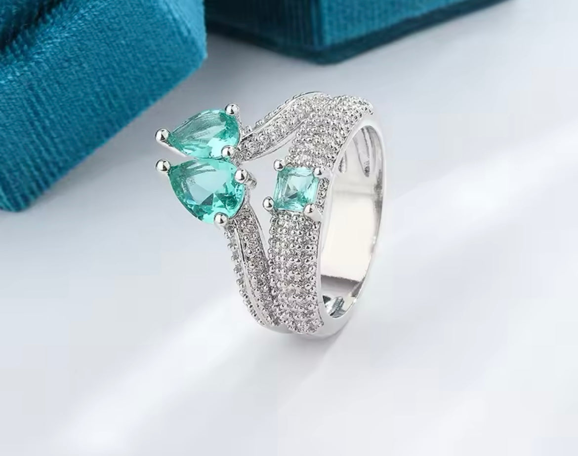 Triple emerald ring
