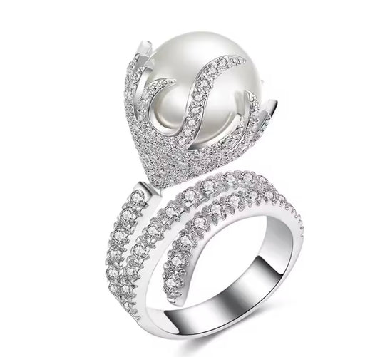Pearl flower ring