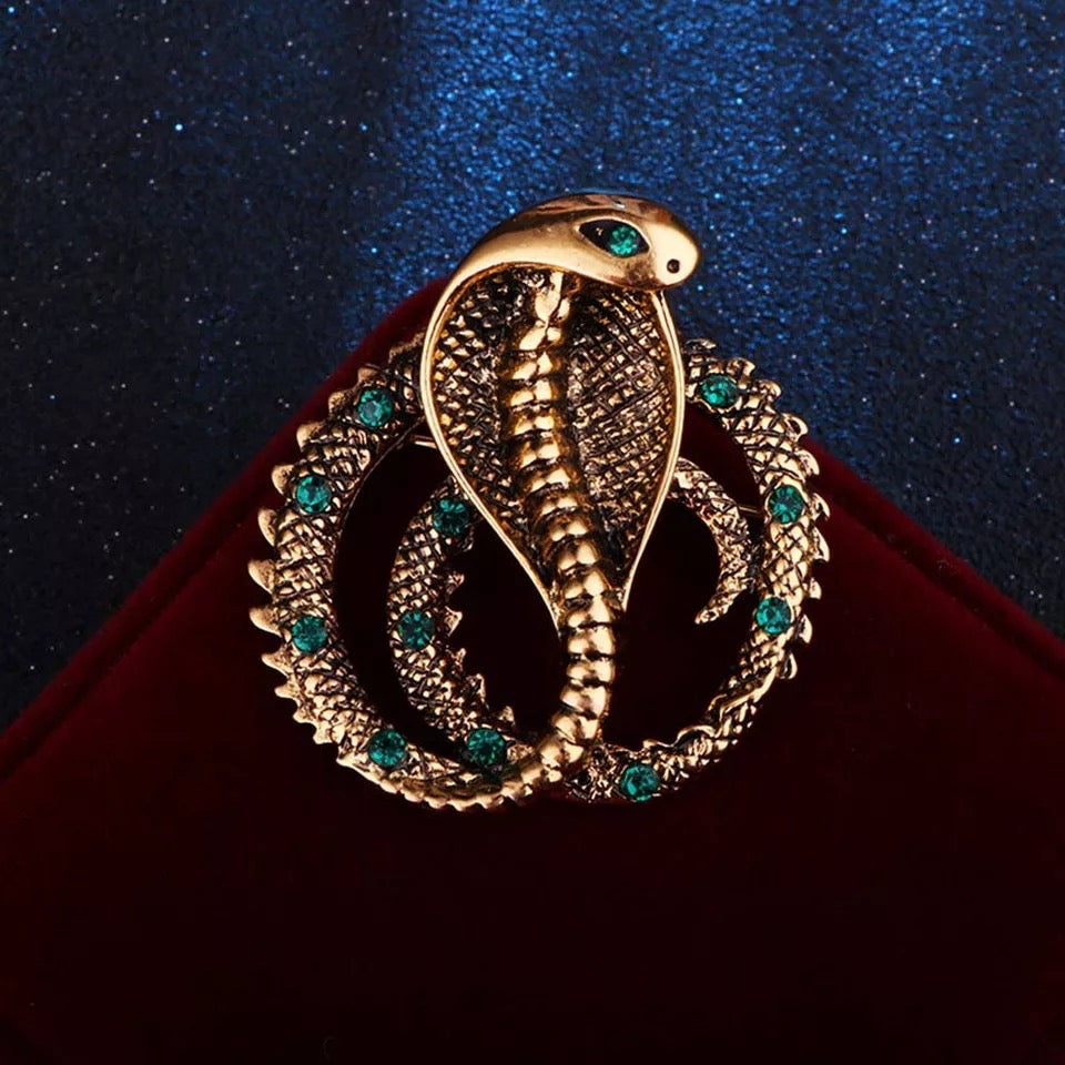 Cobra snake brooch