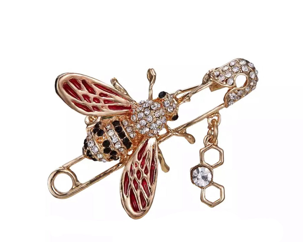 Fly brooch