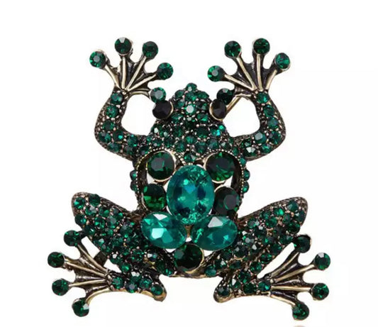 Emerald frog brooch