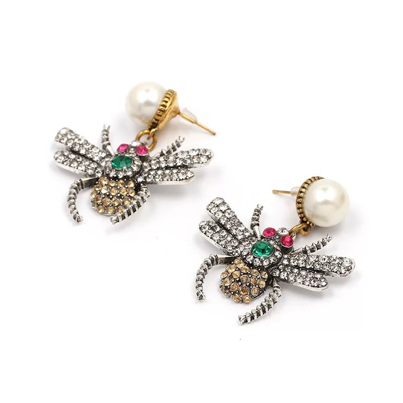 Bee Pearl Earrings